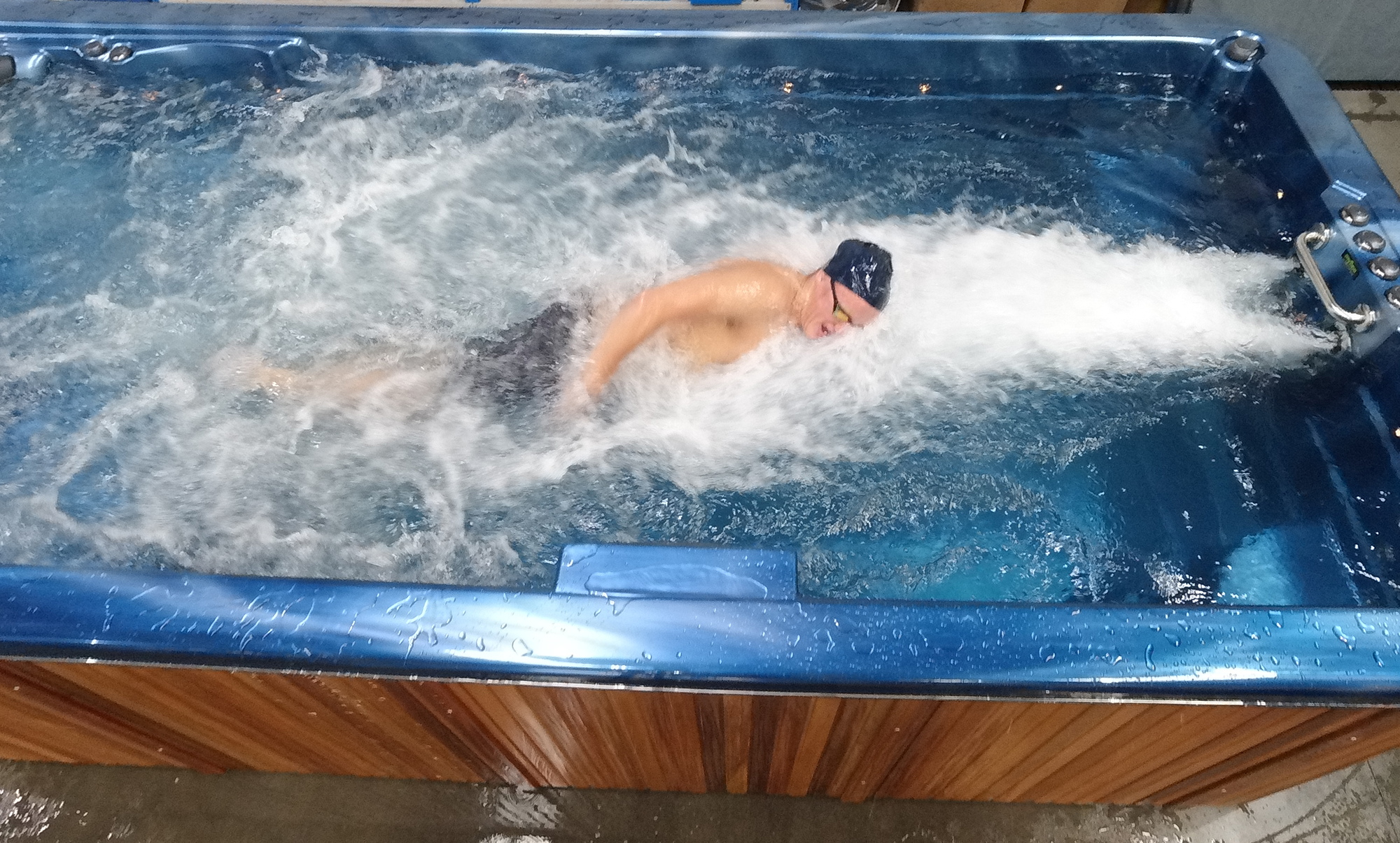 Can you really swim in a swim spa? Sapphire Spas