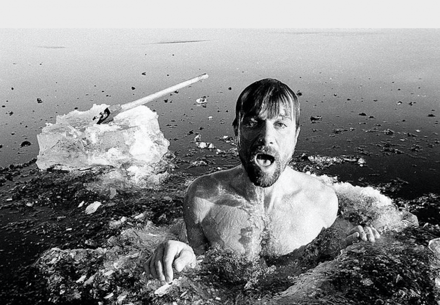 Hot and cold water immersion therapy; which is better?