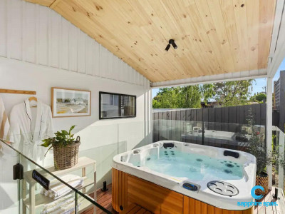 We’ve proudly partnered with Sol Yarra Valley Airbnb to install a luxurious spa pool in their holiday retreat thanks to the team @mySpaPakenham