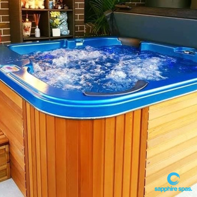 ACRYLIC azure blue / CABINET cedar