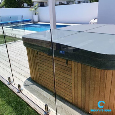 Cedar dressed spa pool snuggled in beside this pool thanks to the team @ Paramount Pools Tauranga NZ
