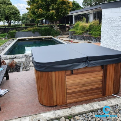 Pool for the kids & spa for the adults, thanks to the team @ Paramount Pools NZ