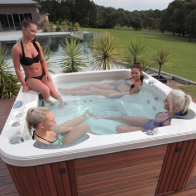 Modern spa designs that complement outdoor spaces